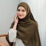 Hijab Syar’i yang Nyaman dan Tidak Bikin Gerah dengan Berbagai Jenis Bahan