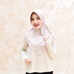 Tips Merawat Jilbab Bergo Agar Lebih Awet dan Cara Memilih Jilbab Sesuai Kebutuhan Harian